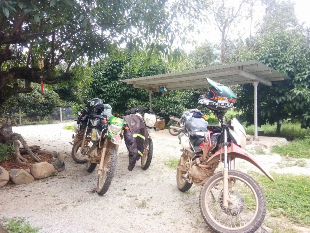 UNMISSED ONE DAY MOTORBIKE TOUR FROM SAIGON TO MEKONG DELTA Saigon Motorbike Tours to Mekong Delta via Long An & My Tho