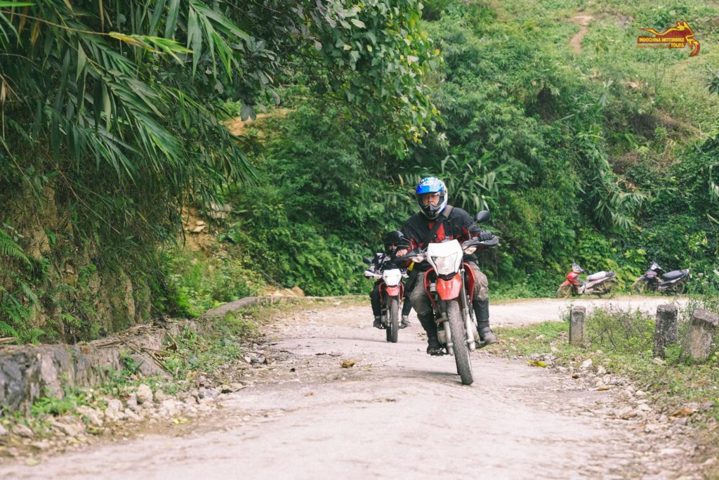 Thac Ba Motorcycle Tours to Ba Be National Park Thac Ba Motorcycle Tours to Ba Be National Park