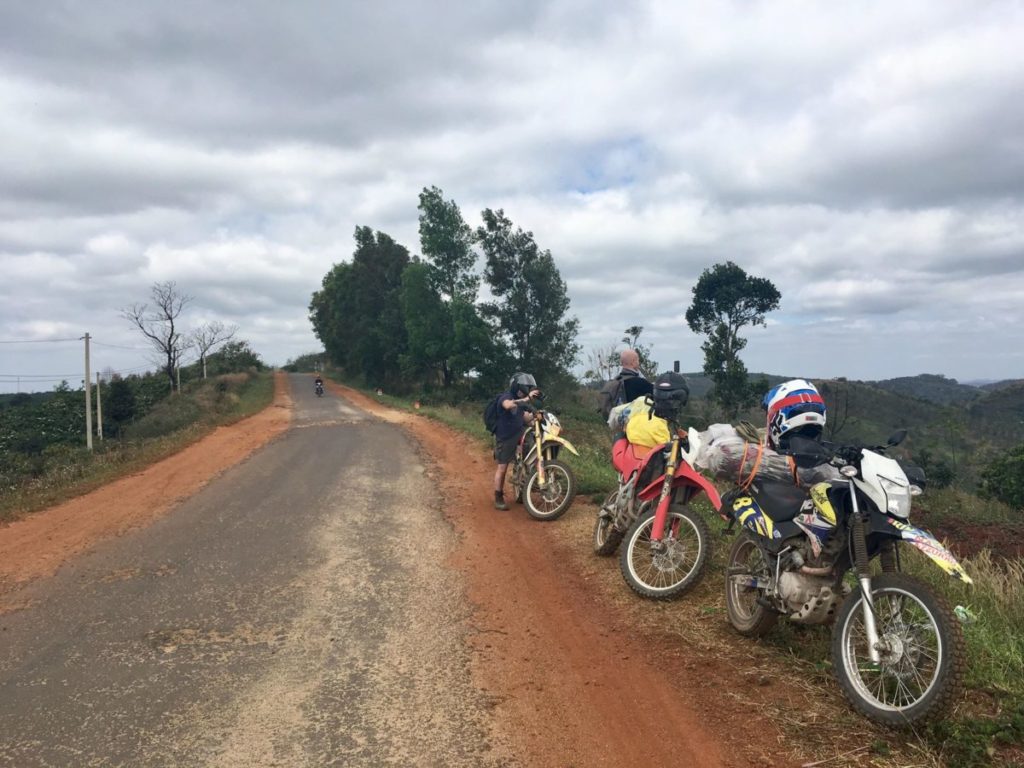 HOI AN MOTORBIKE TOUR TO SON TRA AND NGU HANH SON Hoian Motorbike Tour to Son Tra Peninsula and Marble Mountains