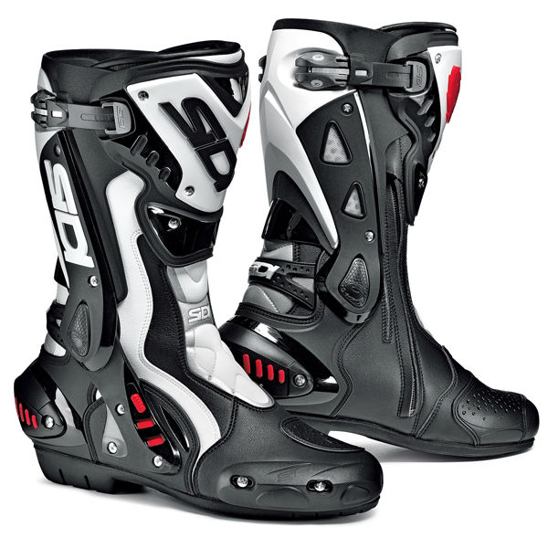 What riding gears should be brought along before traveling to Vietnam? Motorbike Boots What riding gears should be brought along before traveling to Vietnam?