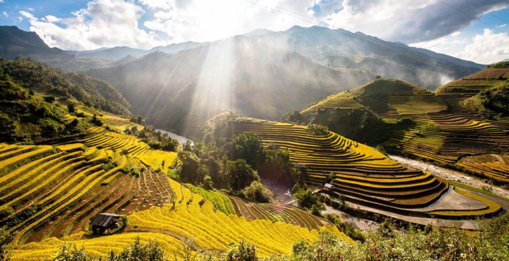 Best North-East Vietnam Motorbike Tour to Ha Giang – Bac Kan Rice Terraces in the North of Vietnam