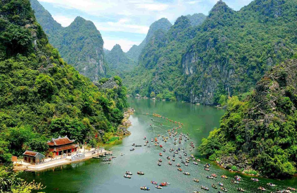 HANOI MOTORCYCLE TOUR TO HOA LU AND TAM COC Trang an Ninh Binh HANOI MOTORCYCLE TOUR TO HOA LU AND TAM COC