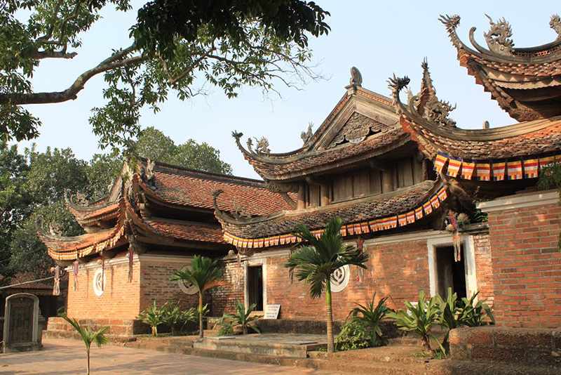 HANOI MOTORBIKE TOUR TO DUONG LAM ANCIENT VILLAGE PLUS THAY AND TAY PHUONG PAGODAS tay phuong pagoda HANOI MOTORBIKE TOUR TO DUONG LAM ANCIENT VILLAGE PLUS THAY AND TAY PHUONG PAGODAS