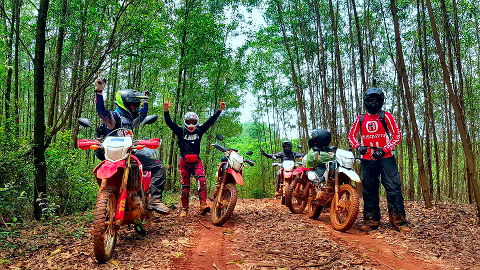 Best Vietnam Motorbike Tour from North to South on Ho Chi Minh Trail motorbike tour to KonTum2 Best Vietnam Motorbike Tour from North to South on Ho Chi Minh Trail