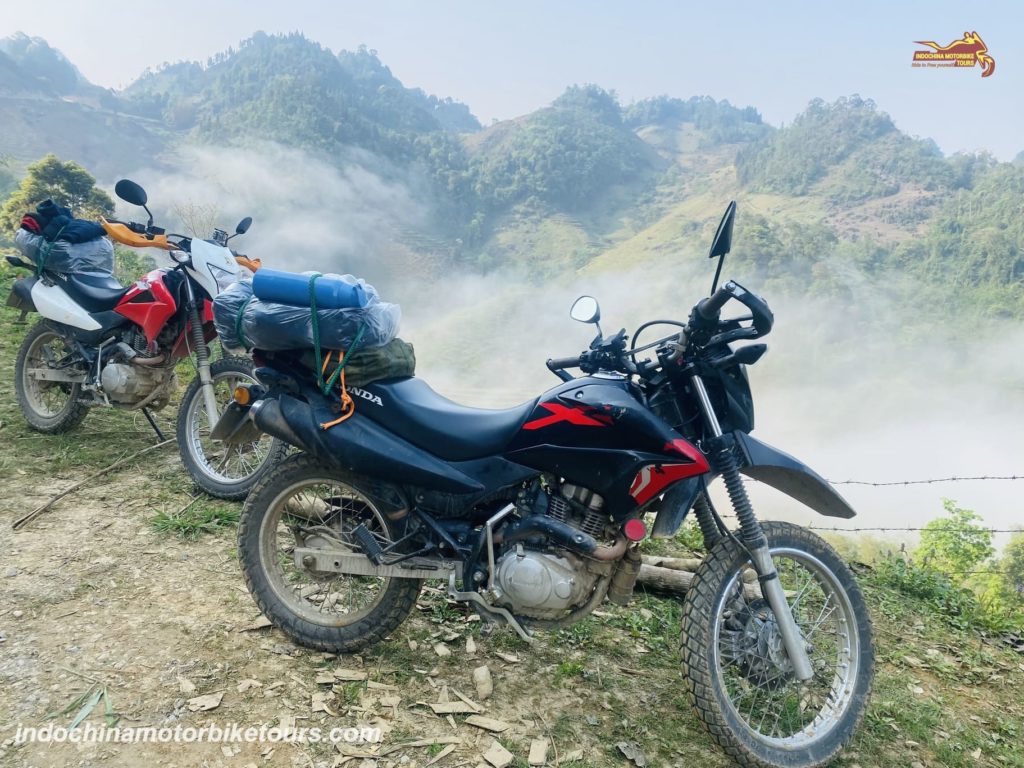 Dong Van motorbike tour to Meo Vac Dong Van motorbike tour to Meo Vac