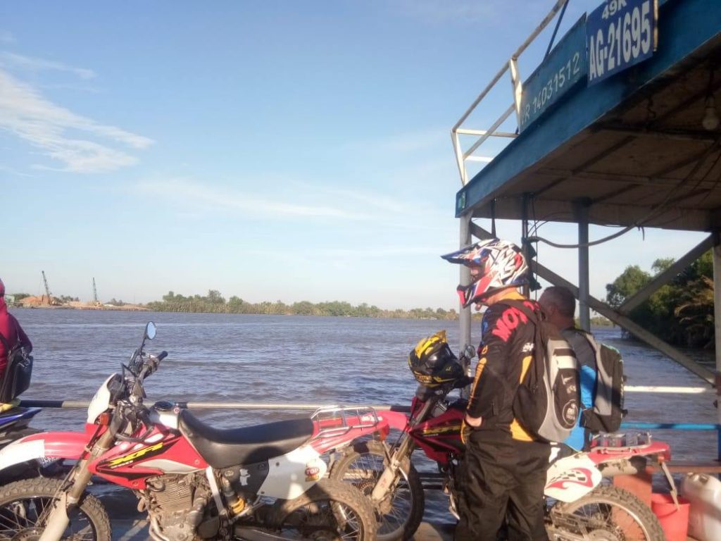Saigon Motorbike Tour to Phnom Penh via Mekong Delta Can Tho Motorcycle Tour To Chau Doc