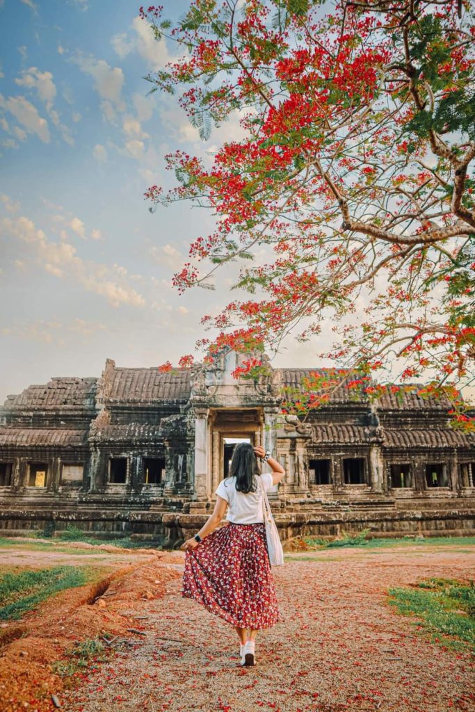 Cambodia motorbike tour
