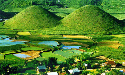 TOP 10 BEST ATTRACTIONS TO SEE WHILE RIDING MOTORCYCLES IN HA GIANG Top 10 best attractions to see while riding motorcycles in Ha Giang