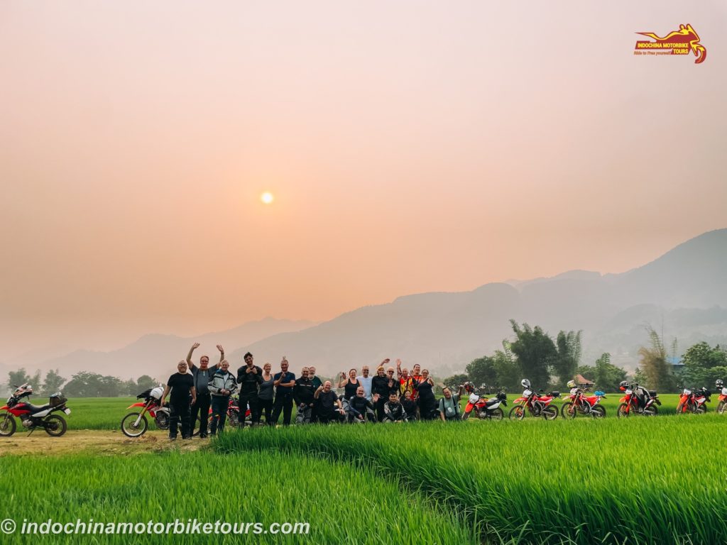 VIETNAM MOTORBIKE TOUR TO SAPA IN RUSH Wild Hanoi Motorbike Tour To Long Coc 2 VIETNAM MOTORBIKE TOUR TO SAPA IN RUSH