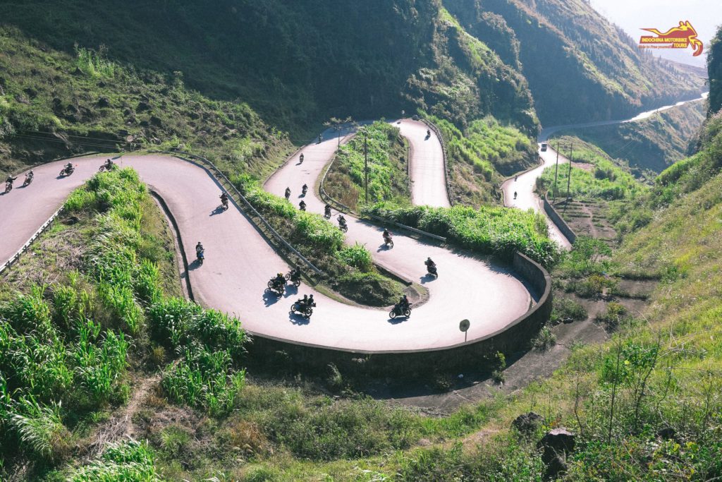 Tham Ma Pass - Ha Giang Motorbike Tour to Dong Van Tham Ma Pass - Ha Giang Motorbike Tour to Dong Van