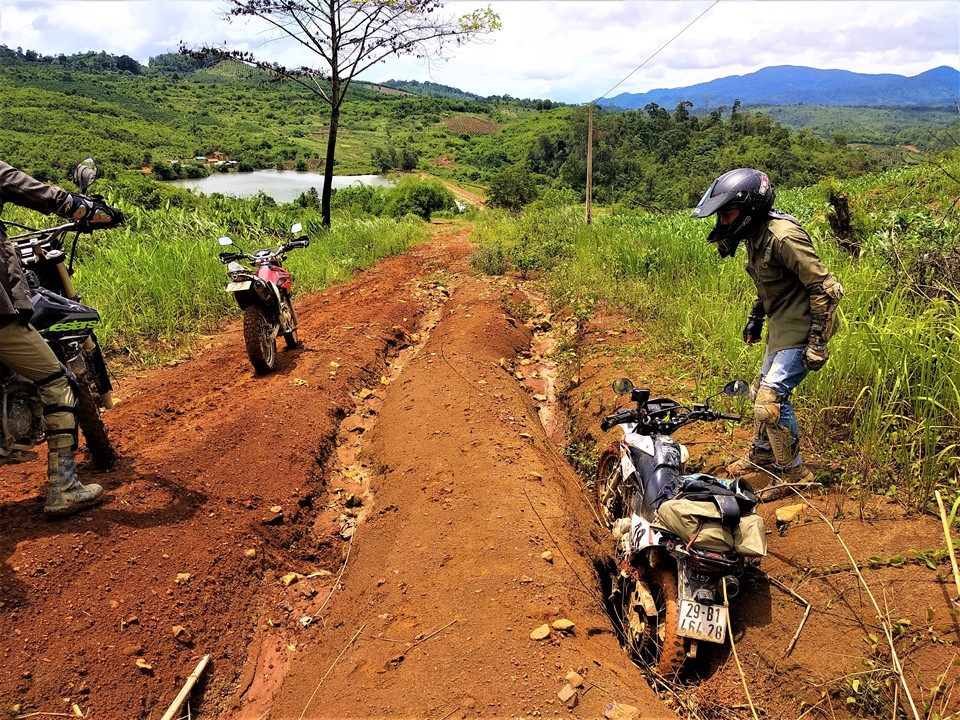 UNREFUSABLE VIETNAM MOTORBIKE TOUR TO MEKONG DELTA AND HIGHLANDS Saigon Motorbike Tour To Nam Cat Tien National Park UNREFUSABLE VIETNAM MOTORBIKE TOUR TO MEKONG DELTA AND HIGHLANDS