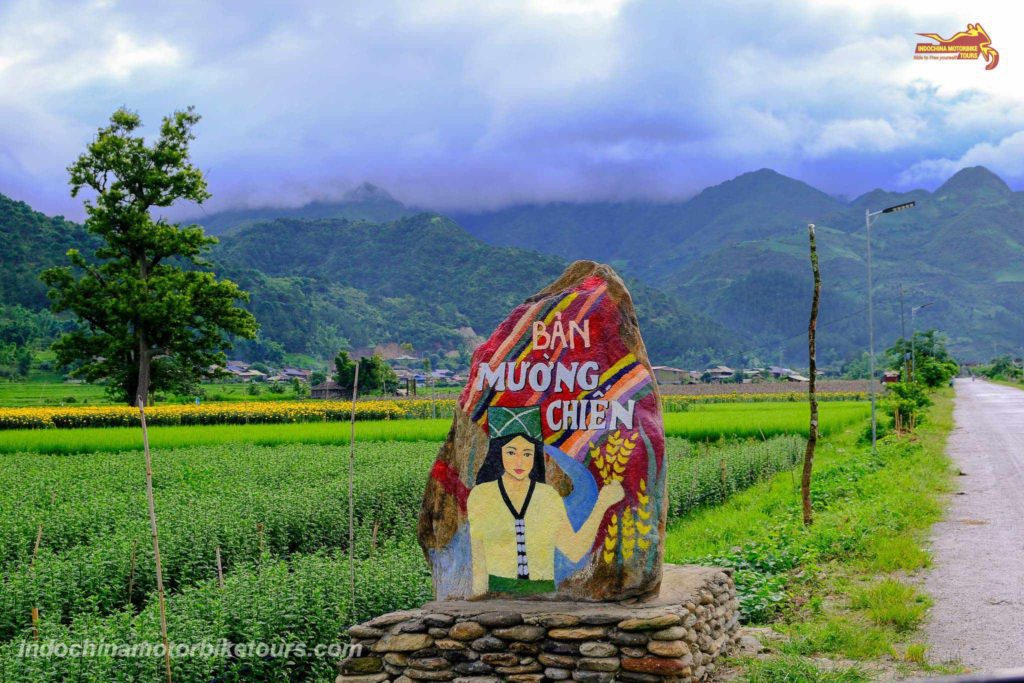 Why Riding Motorcycles from Mu Cang Chai to Ngoc Chien in Muong La District, Son La Province Why Riding Motorcycles from Mu Cang Chai to Ngoc Chien in Muong La District, Son La Province