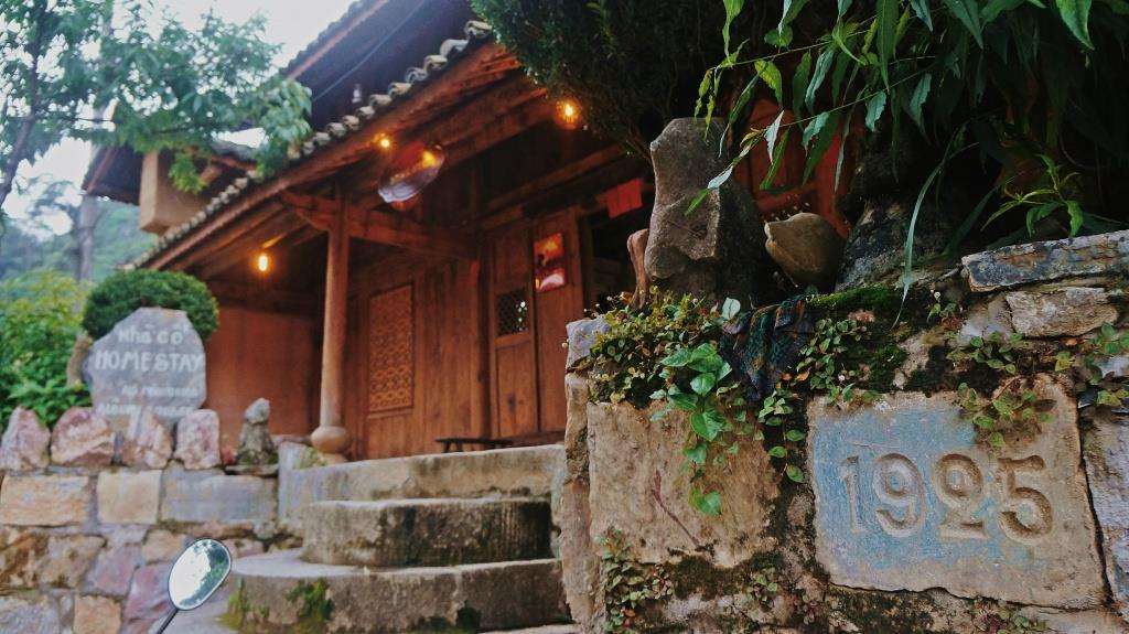 Why should you experience the homestay accommodation for your Vietnam motorbike tours? why should you experience the homestay accommodation for your vietnam motorbike tours dong van homestay 4 Why should you experience the homestay accommodation for your Vietnam motorbike tours?