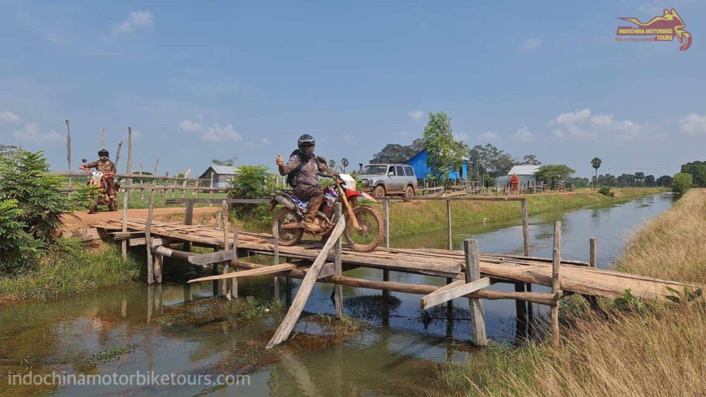 Exhilarating Cambodia Off-road Motorcycle Tour Phnom Penh to Kratie & Kampong Thom Cambodia Motorbike Tour to Kampong Cham, Kratie, Kampong Thom from Phnom Penh