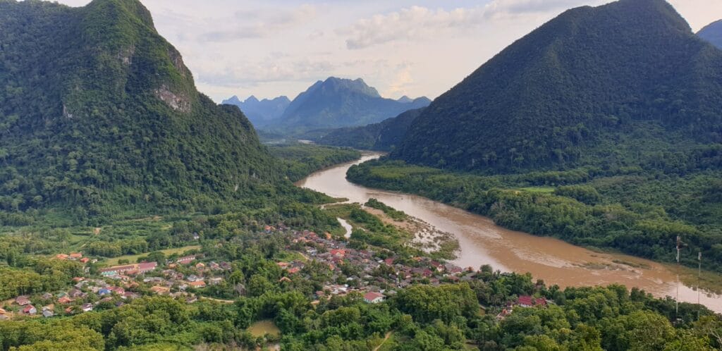 Adventurous Laos Motorcycle Tour of Exploring Mystical Mountains from Luang Prabang to Vang Vieng Laos Motorbike Tour to Pakbeng, Nongkhiaw, Oudomxay, Vang Vieng from Luang Prabang